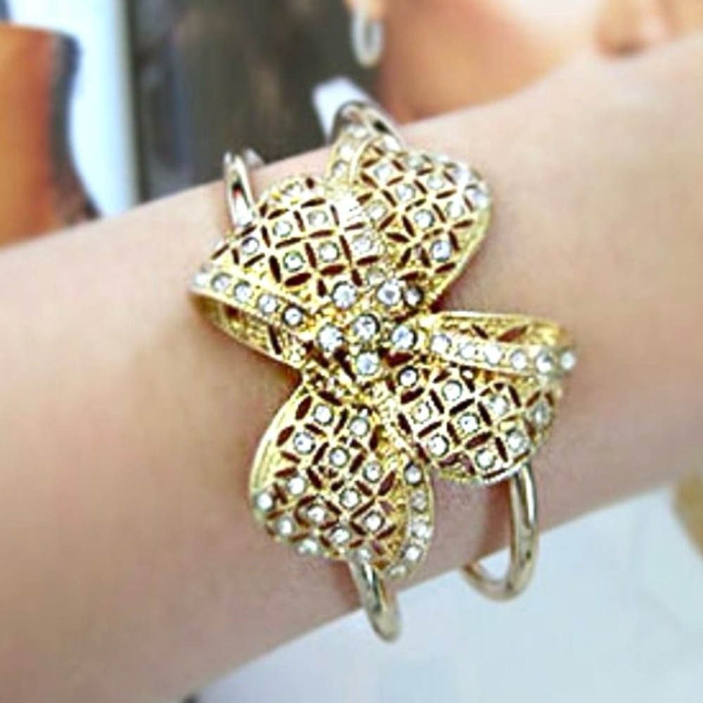Big bow gold rhinestone bangle bracelet